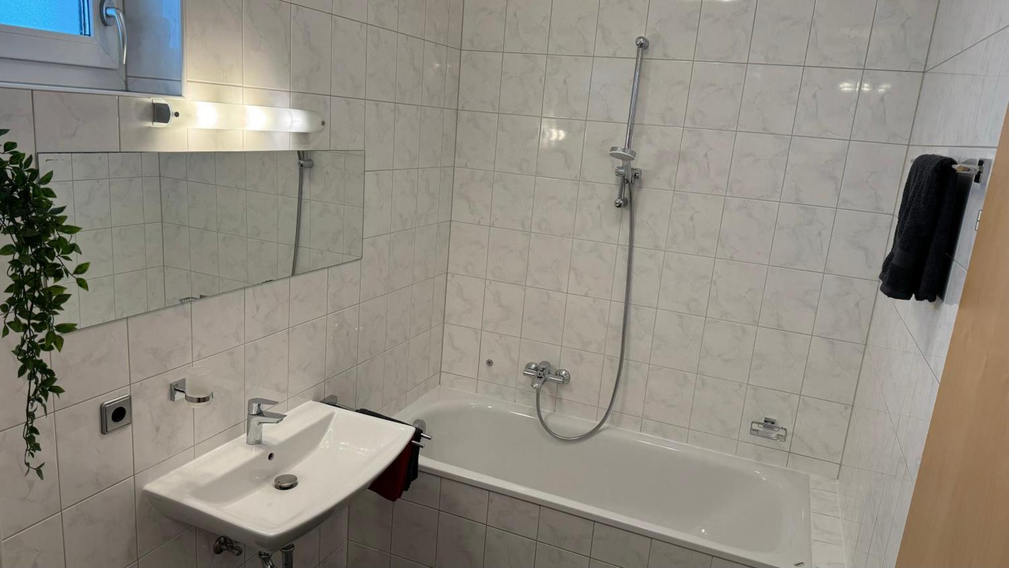City Apartement Linz Fuer 5 Gaeste Mit Self-Checkin Und Kueche Zewnętrze zdjęcie