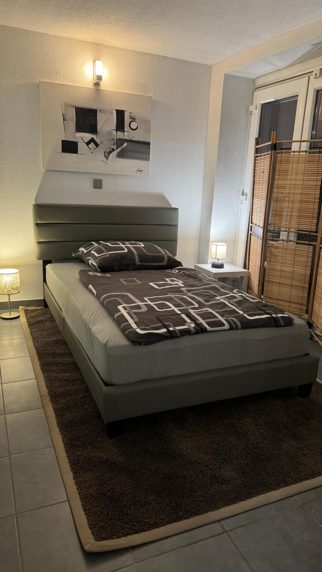City Apartement Linz Fuer 5 Gaeste Mit Self-Checkin Und Kueche Zewnętrze zdjęcie