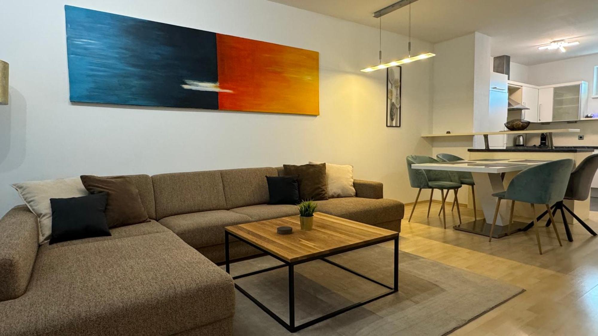 City Apartement Linz Fuer 5 Gaeste Mit Self-Checkin Und Kueche Zewnętrze zdjęcie